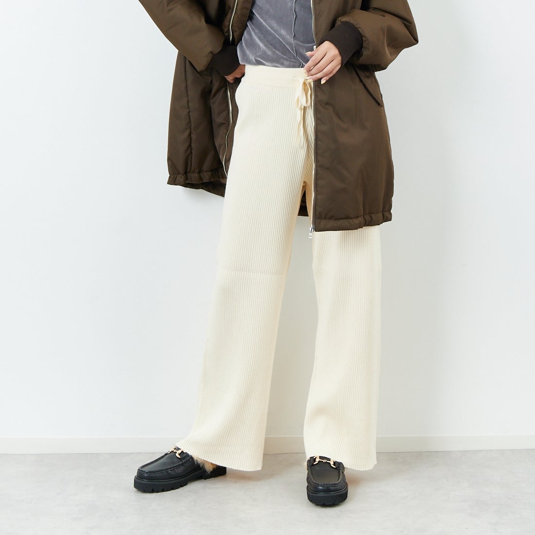 OFF&&モデル身長：167cm 着用サイズ：38&&