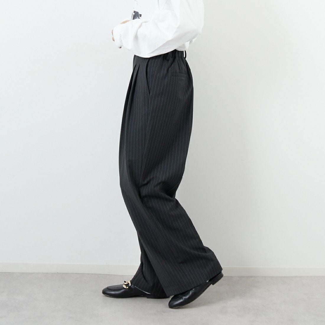 USINE [ユジーヌ] イージーケアツイル2タックワイドパンツ [21256057] 003 ﾁｬｺｰﾙS &&モデル身長：162cm 着用サイズ：38&&