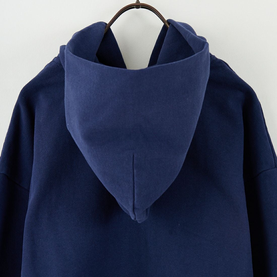 Sporty&Rich [スポーティアンドリッチ] NY テニスクラブ クロップドジップフーディ [ST068621402] DK.NAVY