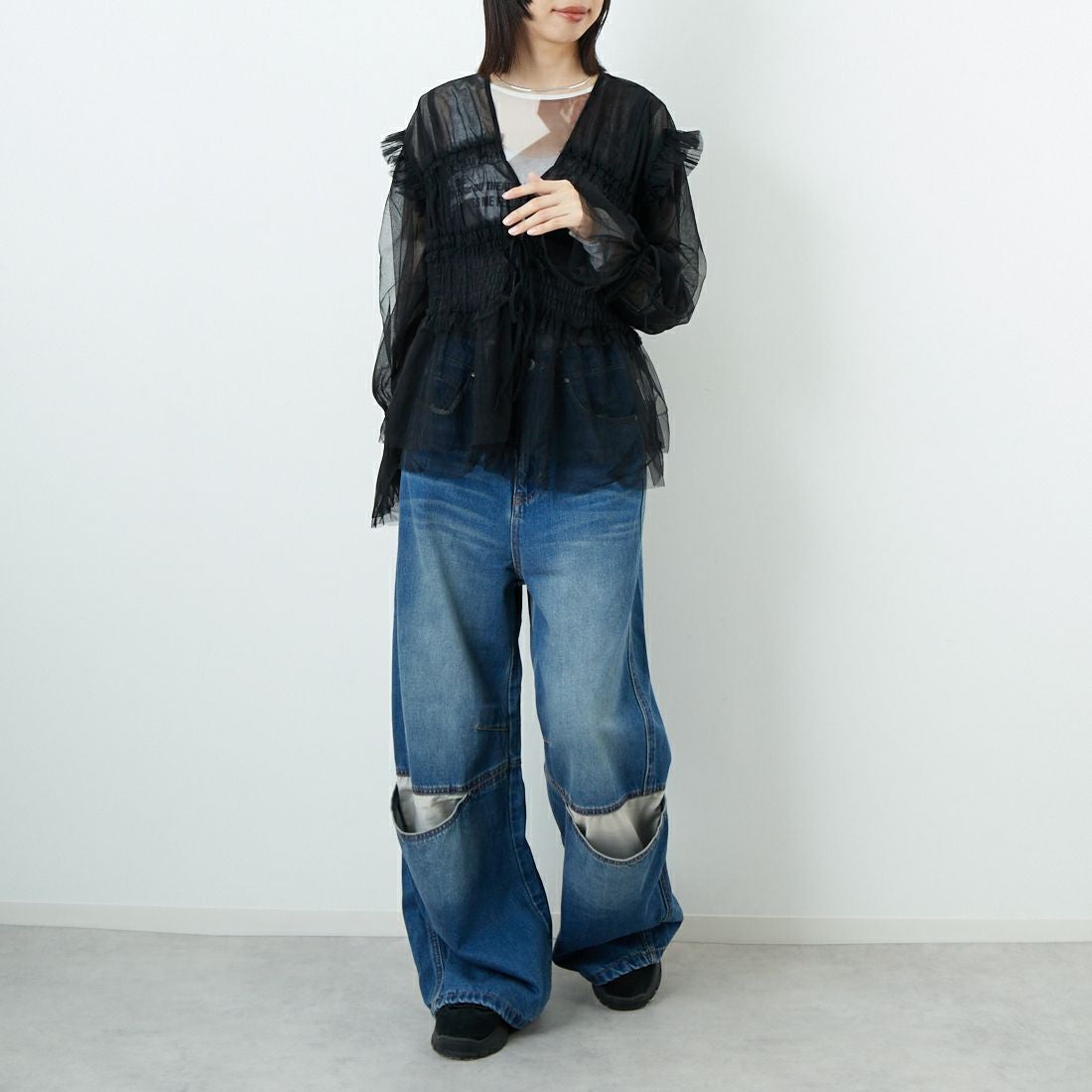 MAISON SPECIAL [メゾンスペシャル] 2WAYフリルギャザーチュールトップス [21252315707] BLK &&モデル身長：162cm 着用サイズ：F&&