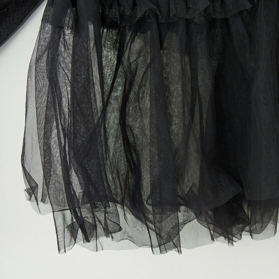 MAISON SPECIAL [メゾンスペシャル] 2WAYフリルギャザーチュールトップス [21252315707] BLK