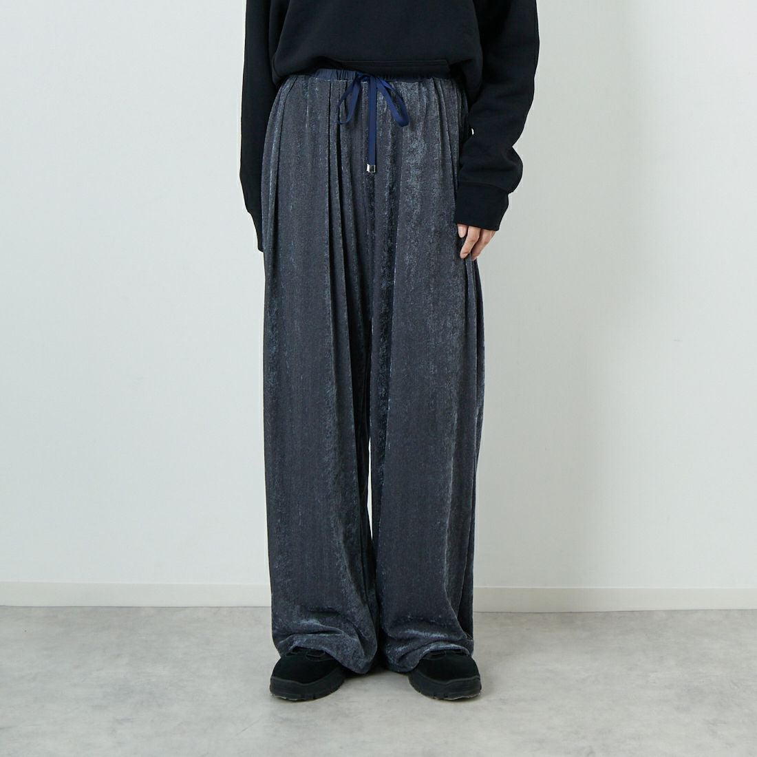 CHIGNON [シニヨン] ベロアメッシュパンツ [3754-053KK] GRAY &&モデル身長：162cm 着用サイズ：F&&