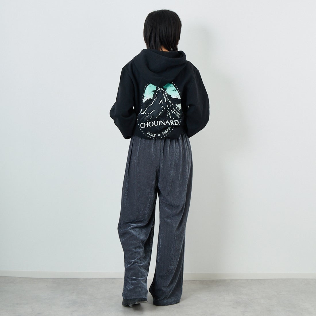 CHIGNON [シニヨン] ベロアメッシュパンツ [3754-053KK] GRAY &&モデル身長：162cm 着用サイズ：F&&
