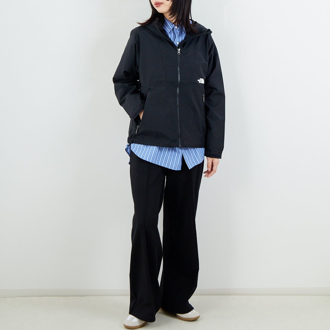 THE NORTH FACE [ザ ノースフェイス] コンパクトジャケット [NPW72530] K &&モデル身長：162cm 着用サイズ：M&&
