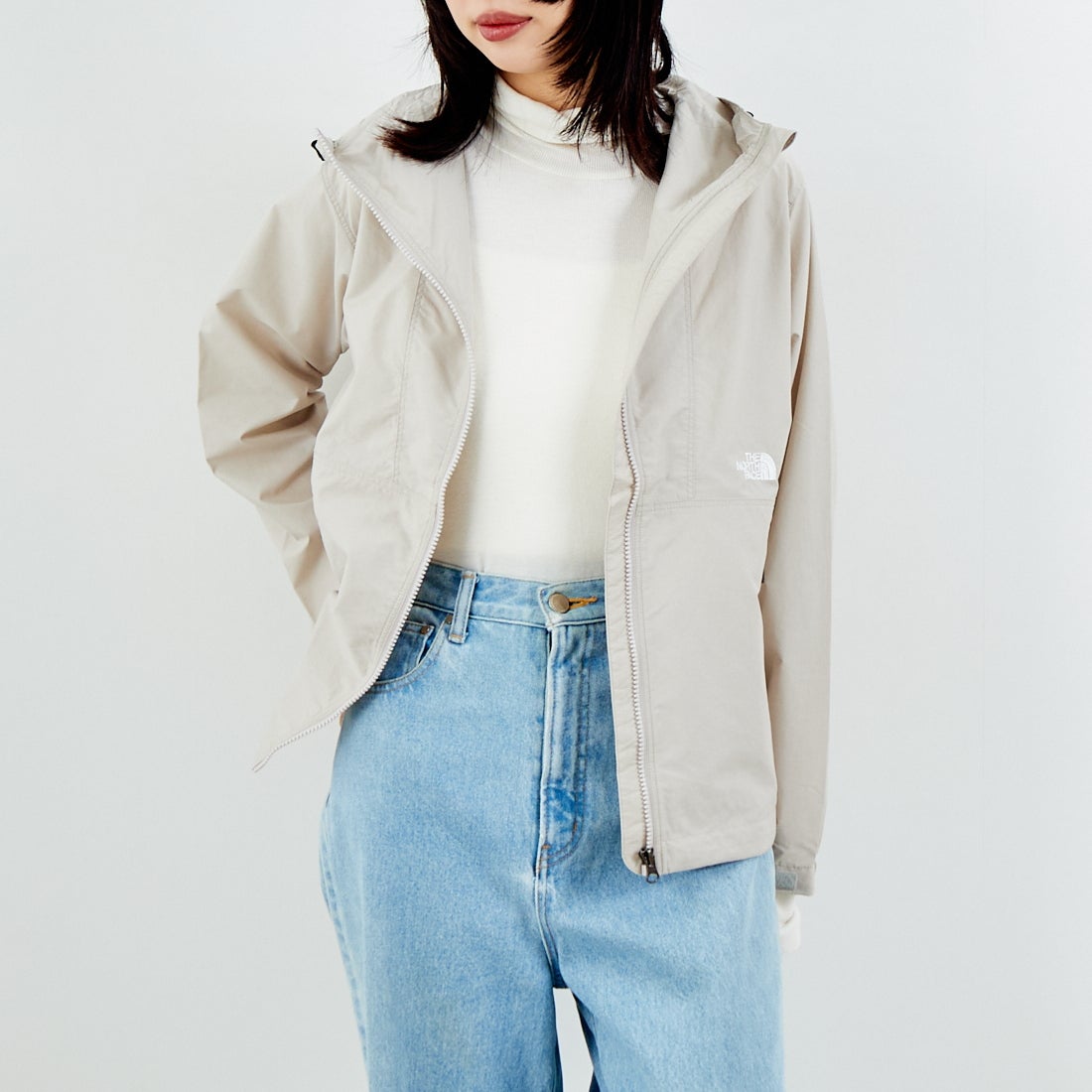 THE NORTH FACE [ザ ノースフェイス] コンパクトジャケット [NPW72530] FI &&モデル身長：162cm 着用サイズ：M&&