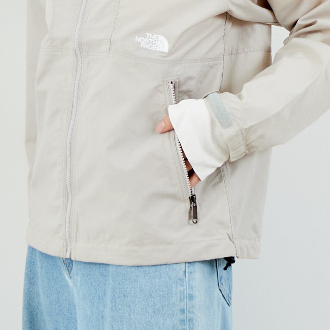 THE NORTH FACE [ザ ノースフェイス] コンパクトジャケット [NPW72530] FI &&モデル身長：162cm 着用サイズ：M&&