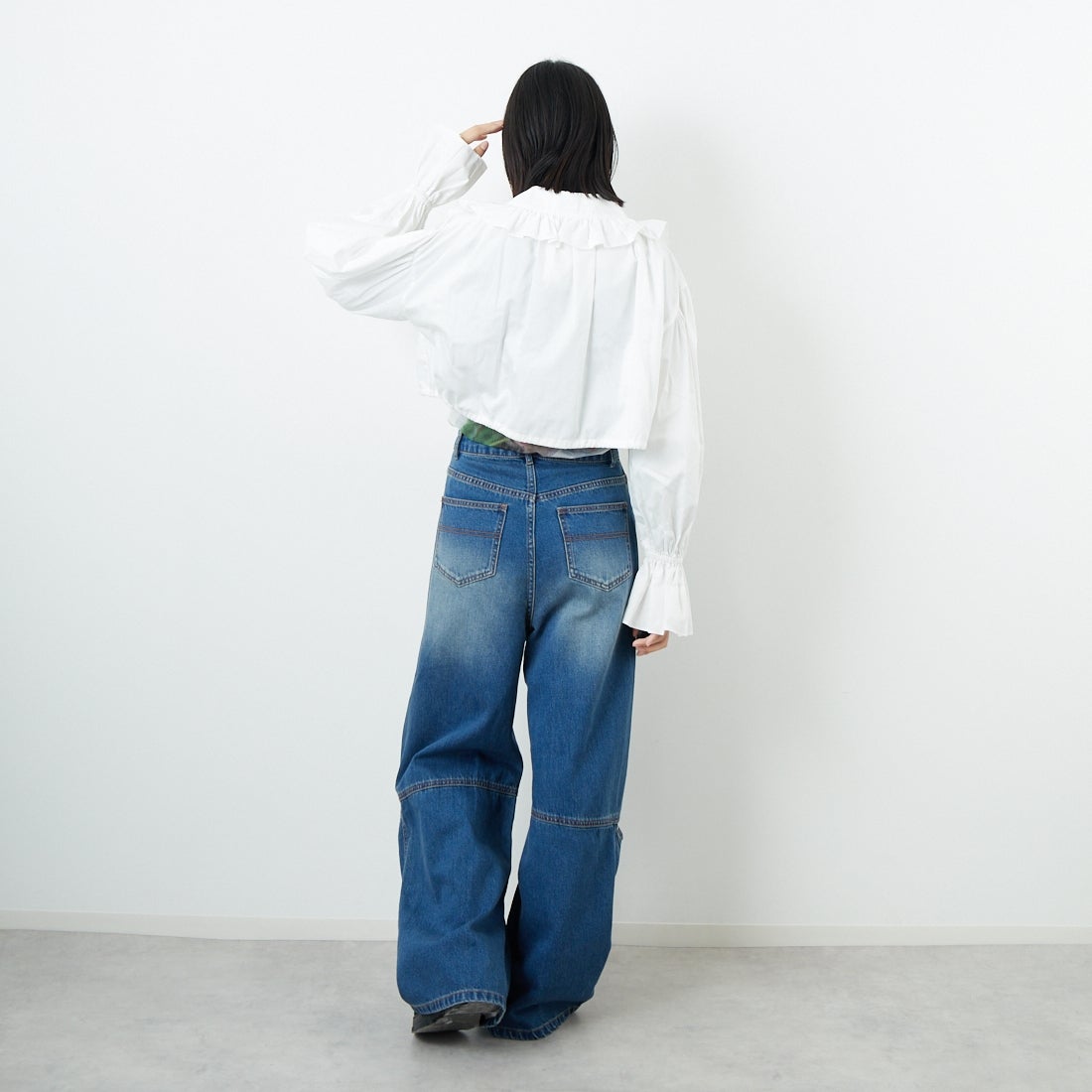 RhodolirioN [ロドリリオン] モノステッチスペンサーシャツ [RV1041] A WHITE &&モデル身長：162cm 着用サイズ：ONE SIZE&&