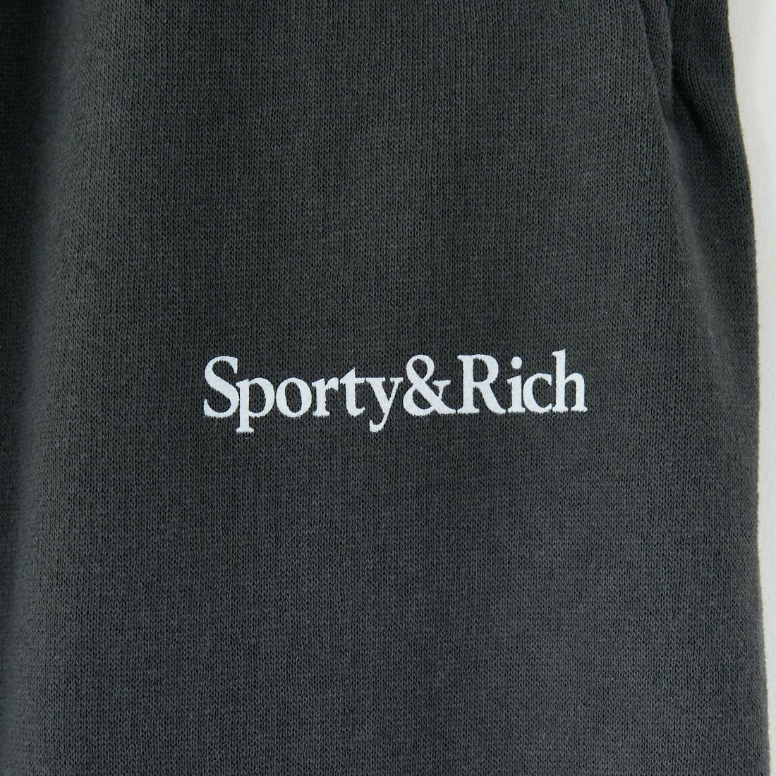 Sporty&Rich [スポーティアンドリッチ] セリフロゴ ソフトスウェットパンツ [PA050625300-BA02] FADED BLAC