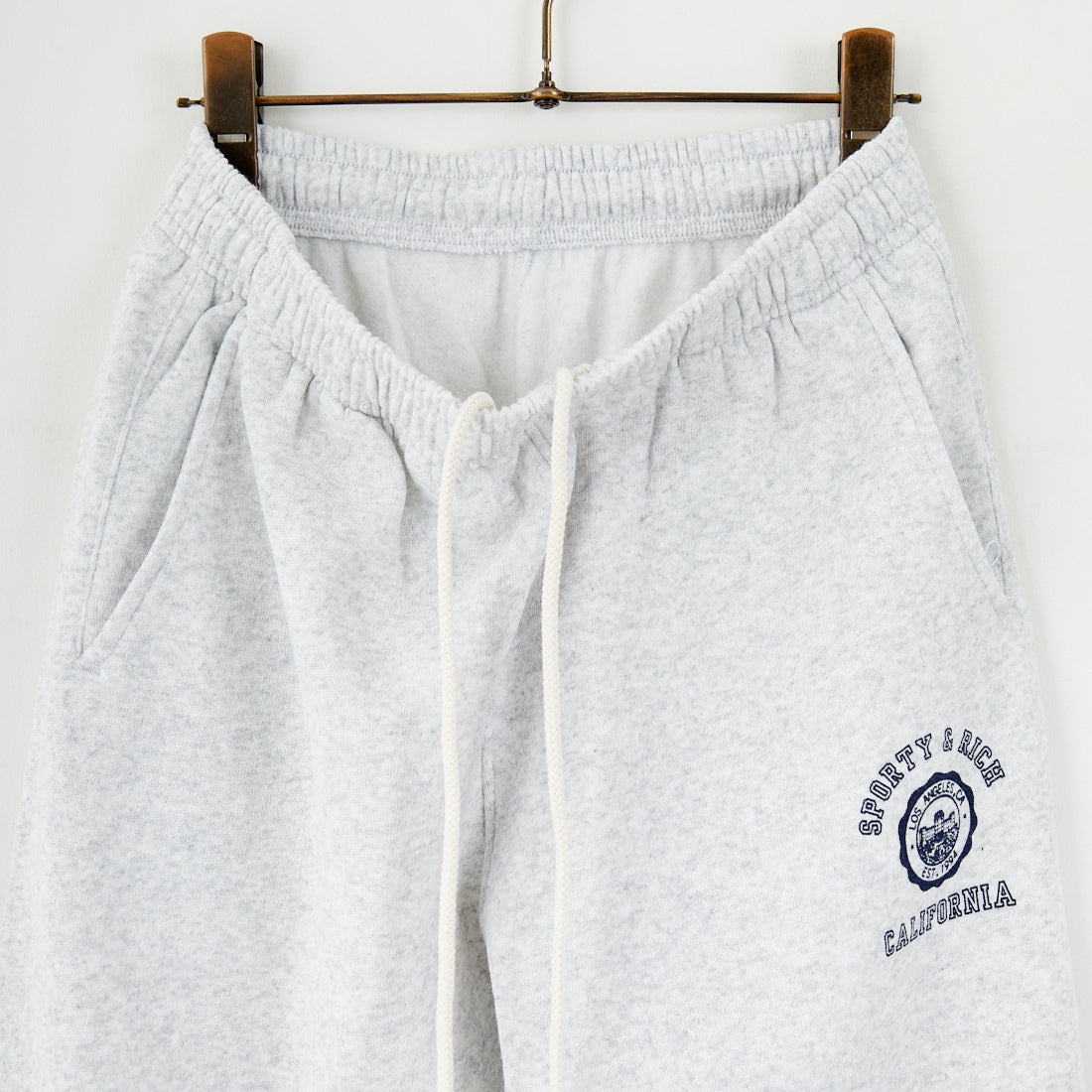 Sporty&Rich [スポーティアンドリッチ] カリフォルニアエンブレム ソフトスウェットパンツ [PA050625300-GY03] H.GRAY