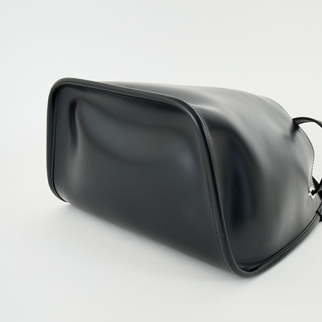 PIENI [ピエニ] KUU トートバッグ [KUU] MUSTA BK/N