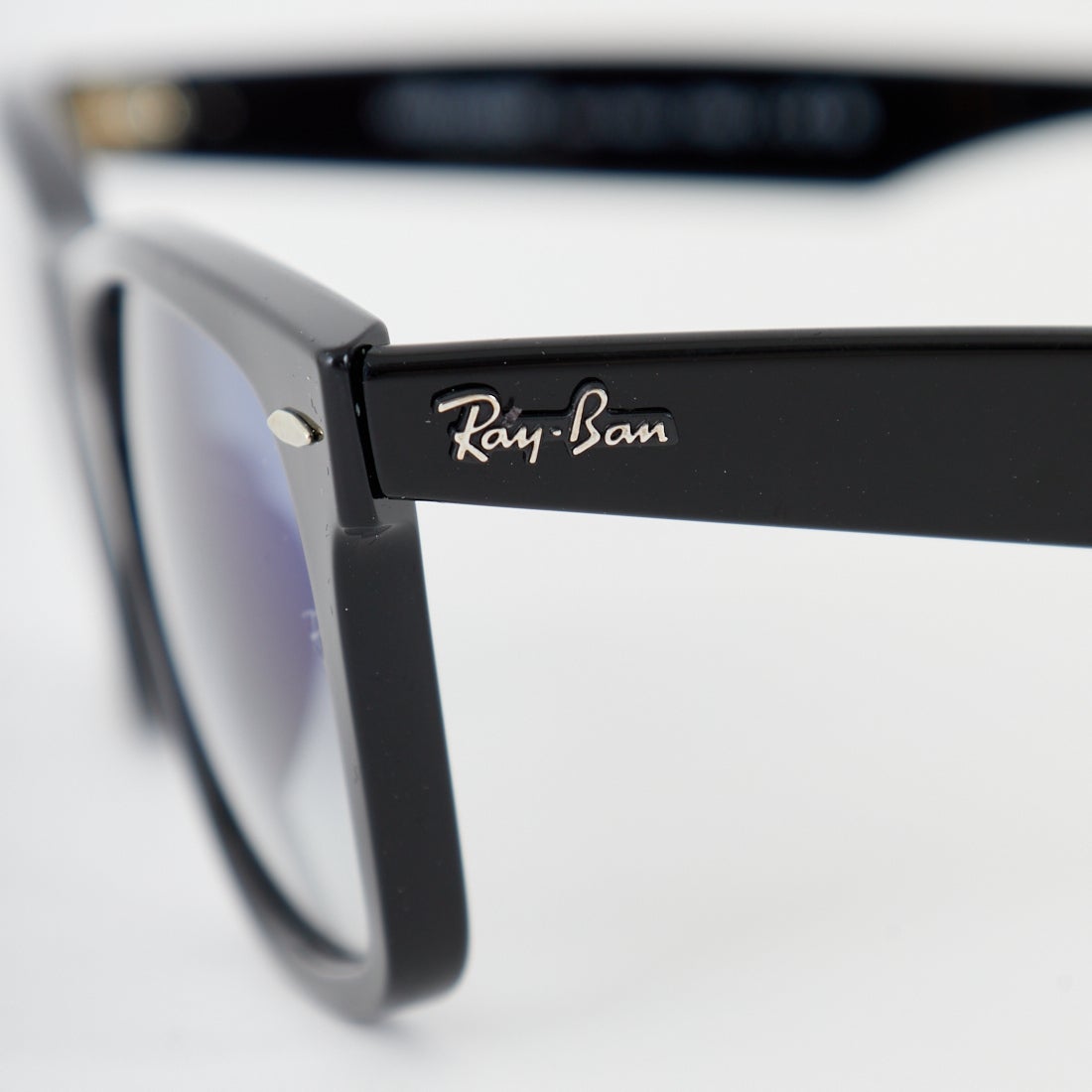 Ray-Ban [レイバン] ウェイファーラー サングラス [0RB2140F] 901/3F