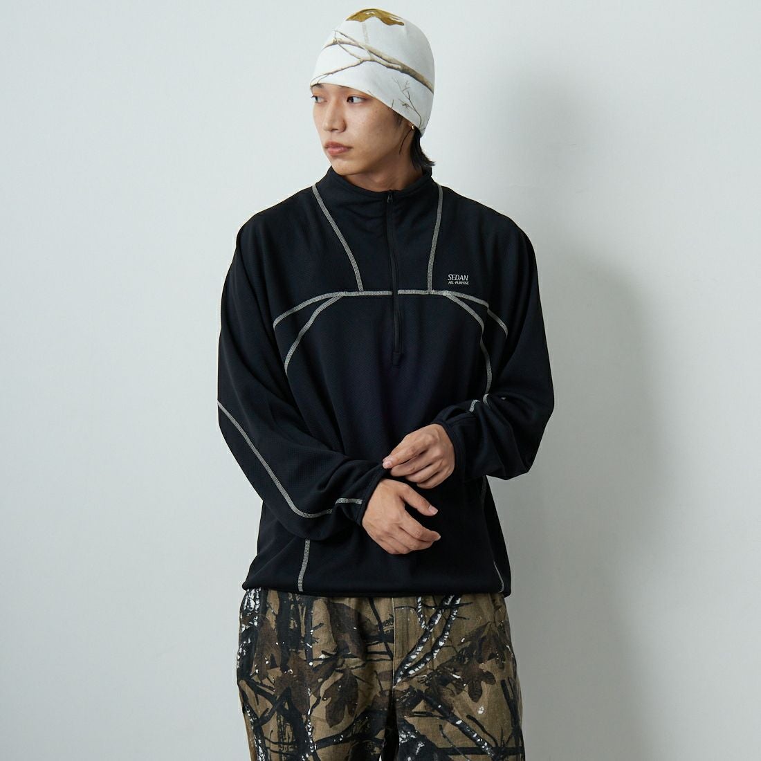 BLK/BLK&&モデル身長：179cm 着用サイズ：L&&