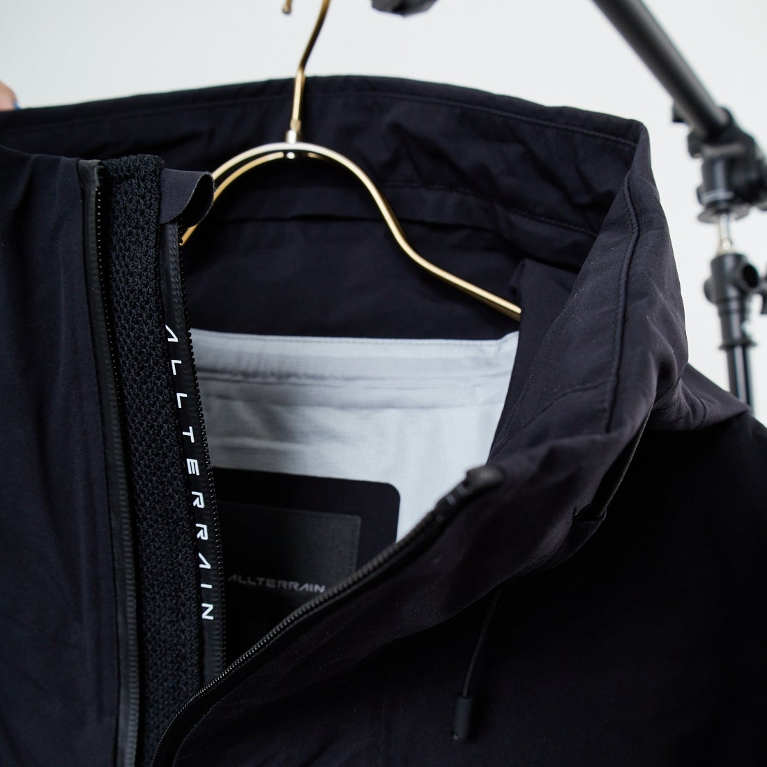 DESCENTE ALLTERRAIN [デサントオルテライン] CREAS ハードシェルジャケット [DU5FWBA2M] BK00