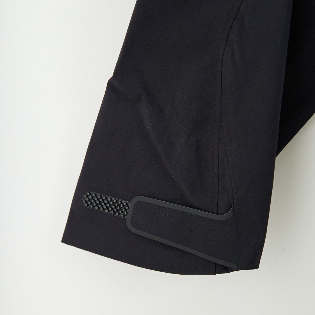 DESCENTE ALLTERRAIN [デサントオルテライン] CREAS ハードシェルジャケット [DU5FWBA2M] BK00