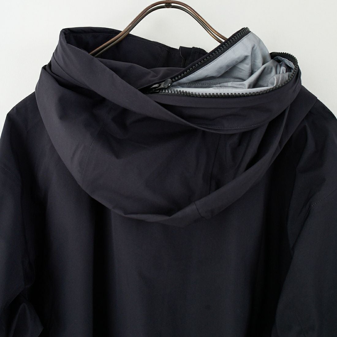 DESCENTE ALLTERRAIN [デサントオルテライン] CREAS ハードシェルジャケット [DU5FWBA2M] BK00