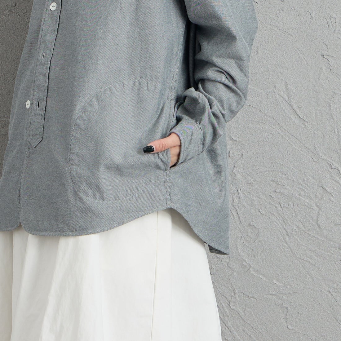 DANTON [ダントン] 先染めビエラ バンドカラーシャツ [DT-B0279VSS] GREY CHAMB &&モデル身長：150cm 着用サイズ：36&&