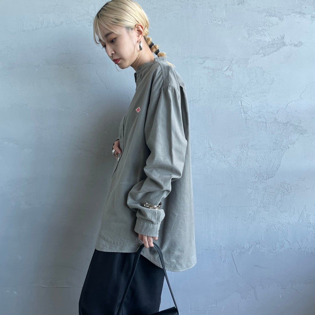DANTON [ダントン] 先染めビエラ バンドカラーシャツ [DT-B0279VSS] OLIVE CHAM &&モデル身長：150cm 着用サイズ：38&&