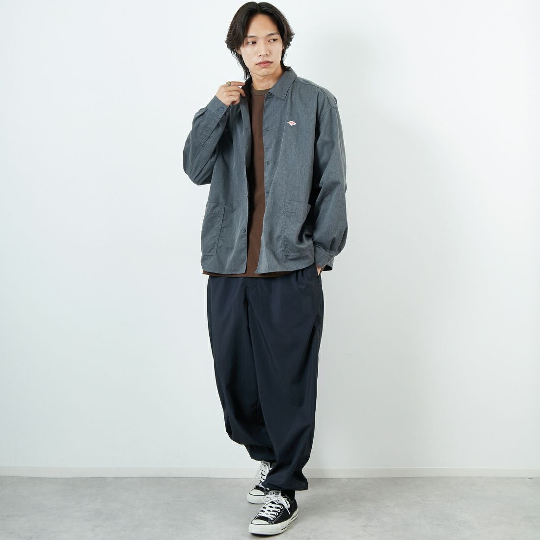 DANTON [ダントン] ワンポイントロゴ シャツジャケット [DT-B0396TCC] GREY &&モデル身長：179cm 着用サイズ：42&&