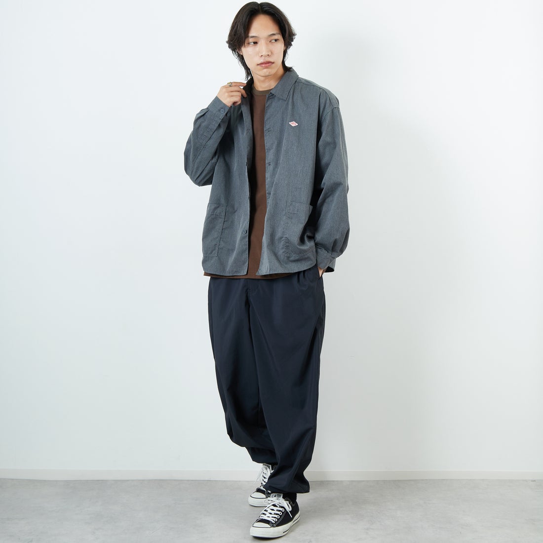 DANTON [ダントン] ワンポイントロゴ シャツジャケット [DT-B0396TCC] GREY &&モデル身長：179cm 着用サイズ：42&&