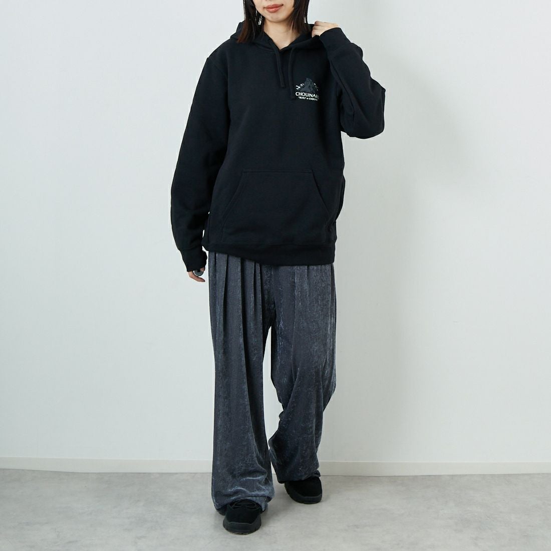 patagonia [パタゴニア] シュイナード クレスト アップライザル フーディ [39700] BLK &&モデル身長：162cm 着用サイズ：S&&