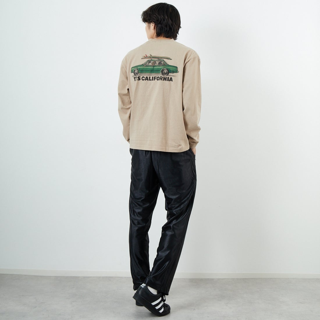 The Endless Summer [エンドレスサマー] 4BUHI ロングスリーブ Tシャツ [FH-25774327] 35 BEIGE &&モデル身長：179cm 着用サイズ：M&&