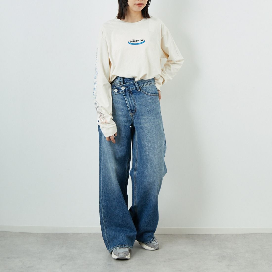 patagonia [パタゴニア] メンズ ロングスリーブ ロングウェイラウンド オーガニックTシャツ [37821] UDNL &&モデル身長：162cm 着用サイズ：S&&