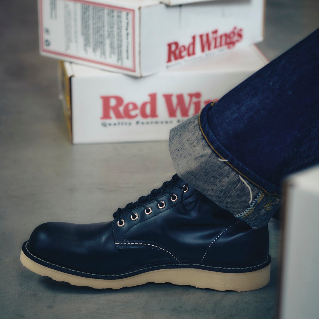 RED WING [レッドウィング] 6インチ クラシックラウンド Dワイズ [8165] ﾌﾞﾗｯｸ ｸﾛｰﾑ