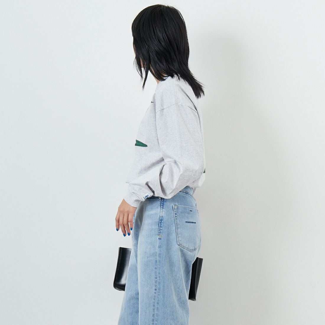 The Endless Summer [エンドレスサマー] 4カラーロゴプリント ロングスリーブTシャツ [FH-25774326] 03 MIX GRY &&モデル身長：167cm 着用サイズ：S&&