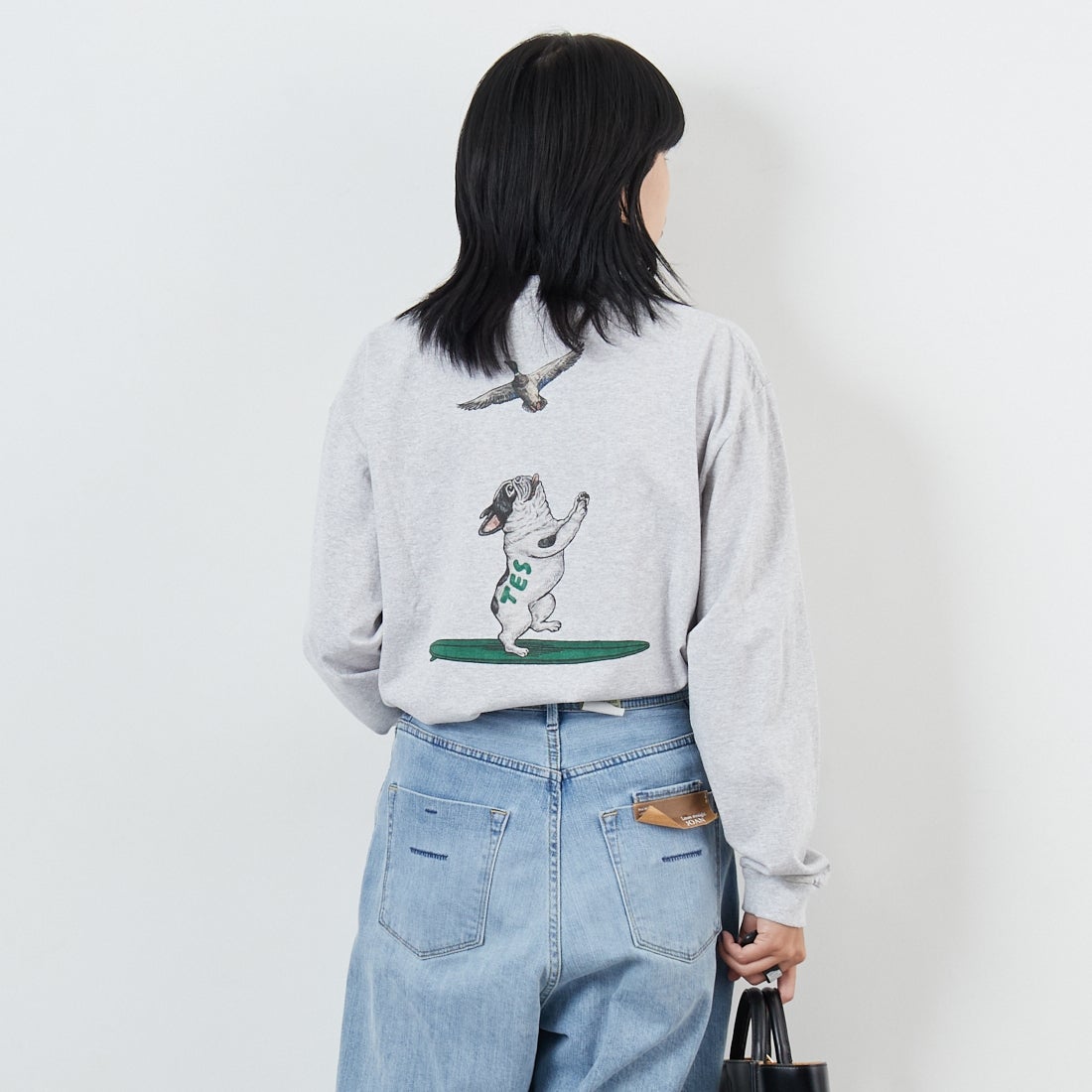 The Endless Summer [エンドレスサマー] 4カラーロゴプリント ロングスリーブTシャツ [FH-25774326] 03 MIX GRY &&モデル身長：167cm 着用サイズ：S&&