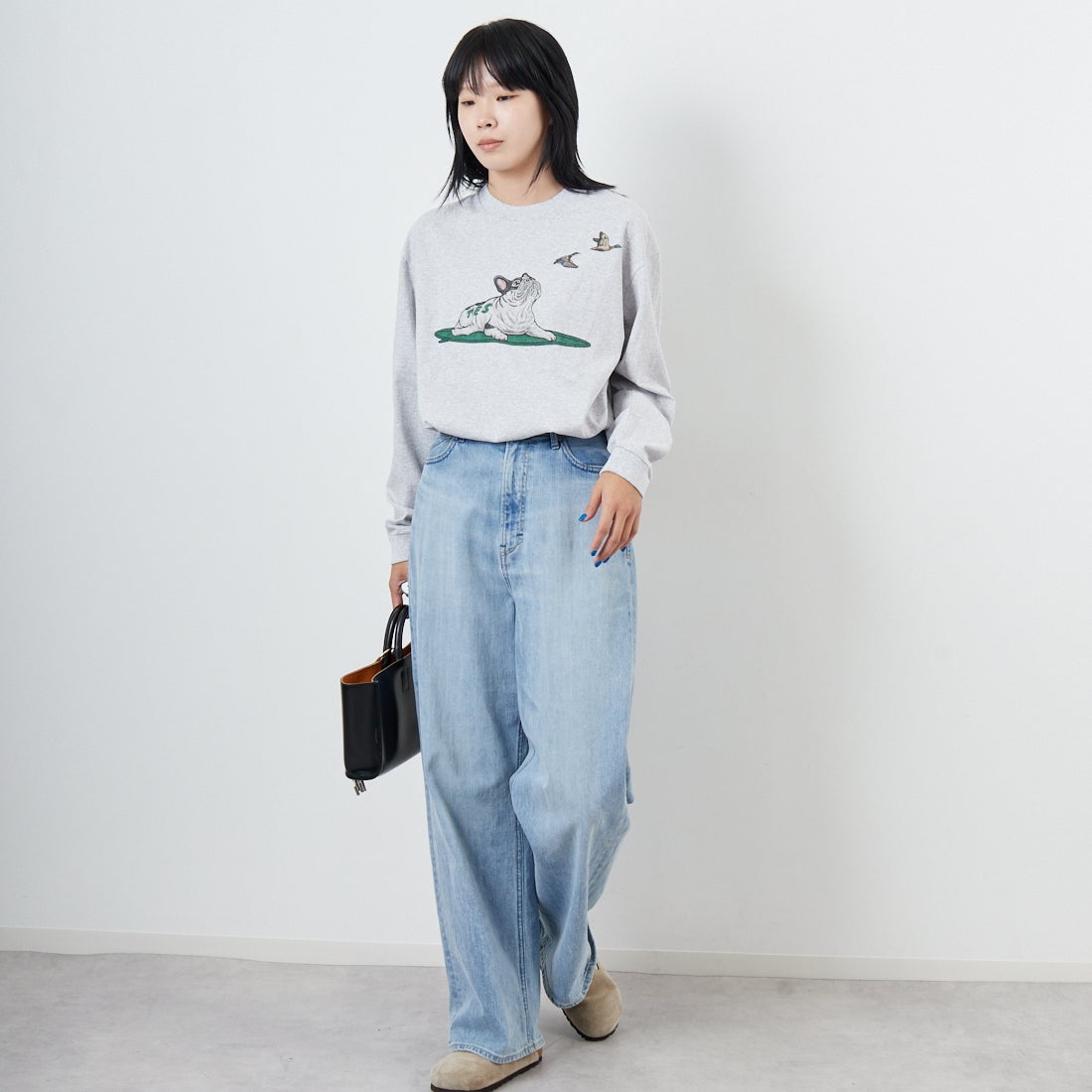 The Endless Summer [エンドレスサマー] 4カラーロゴプリント ロングスリーブTシャツ [FH-25774326] 03 MIX GRY &&モデル身長：167cm 着用サイズ：S&&