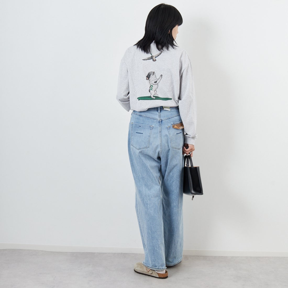 The Endless Summer [エンドレスサマー] 4カラーロゴプリント ロングスリーブTシャツ [FH-25774326] 03 MIX GRY &&モデル身長：167cm 着用サイズ：S&&