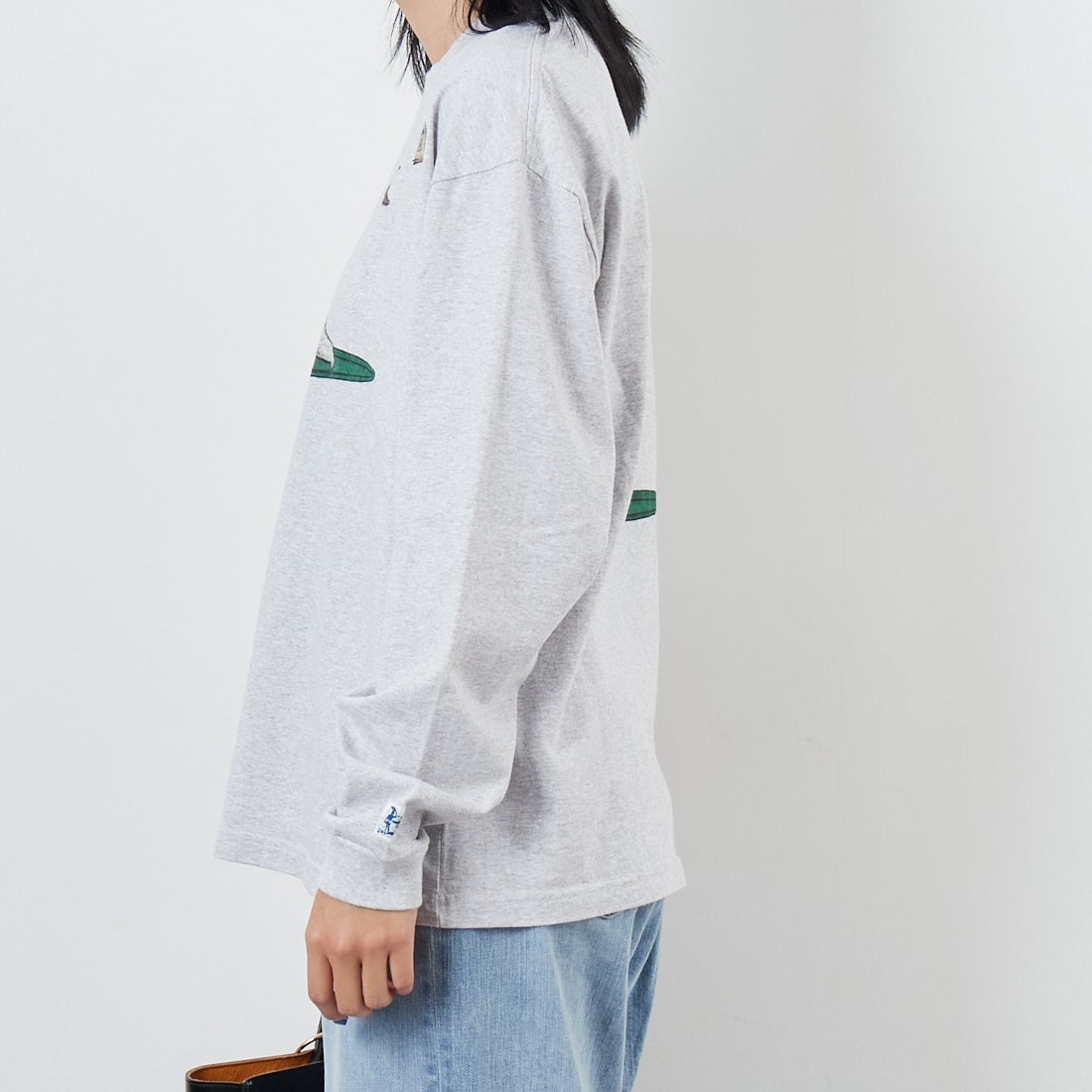 The Endless Summer [エンドレスサマー] 4カラーロゴプリント ロングスリーブTシャツ [FH-25774326] 03 MIX GRY &&モデル身長：167cm 着用サイズ：S&&