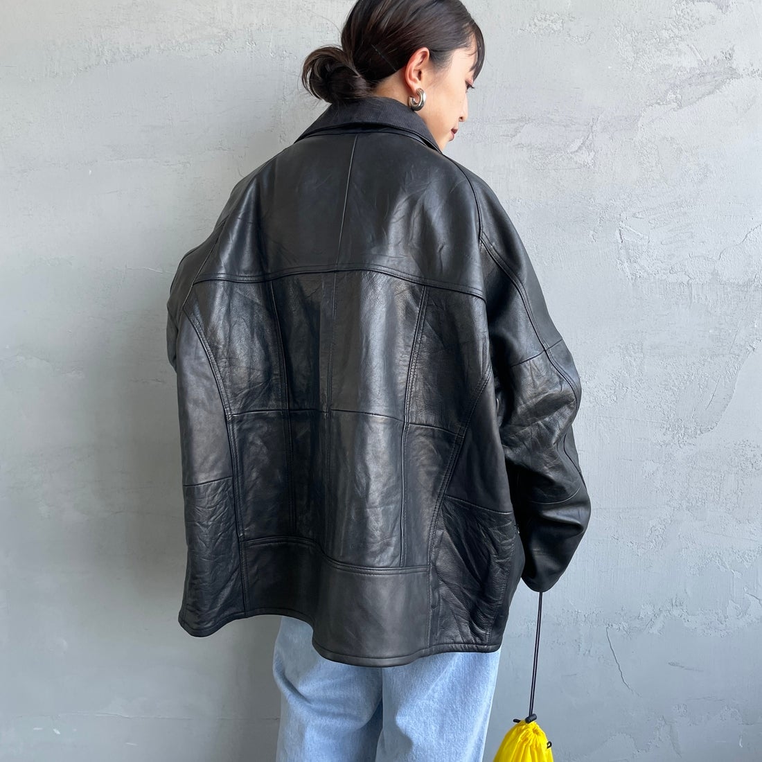 yoused [ユーズド] 別注 ドライバーズジャケット [JFY-244-092-JF] BLACK &&モデル身長：150cm 着用サイズ：0&&