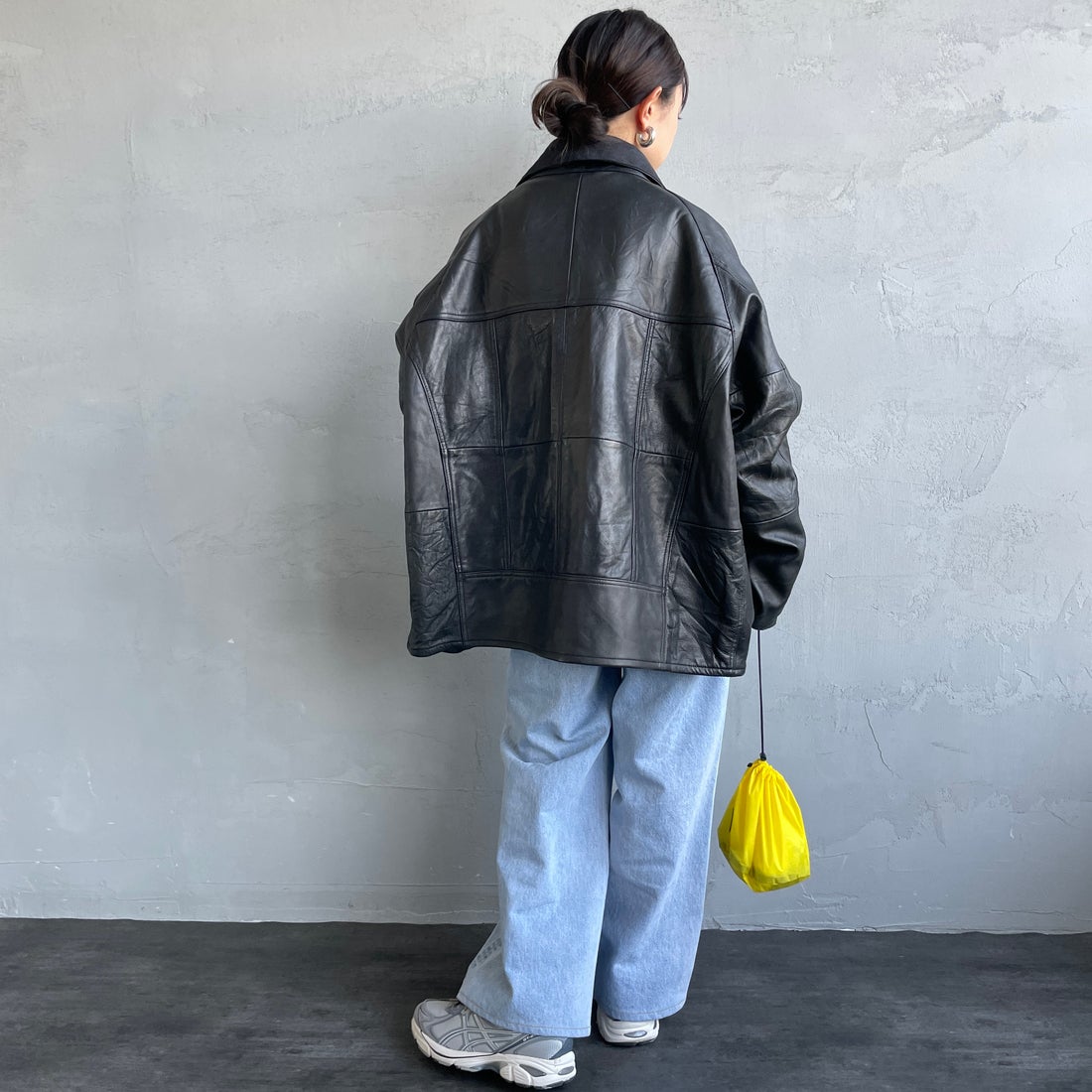 yoused [ユーズド] 別注 ドライバーズジャケット [JFY-244-092-JF] BLACK &&モデル身長：150cm 着用サイズ：0&&