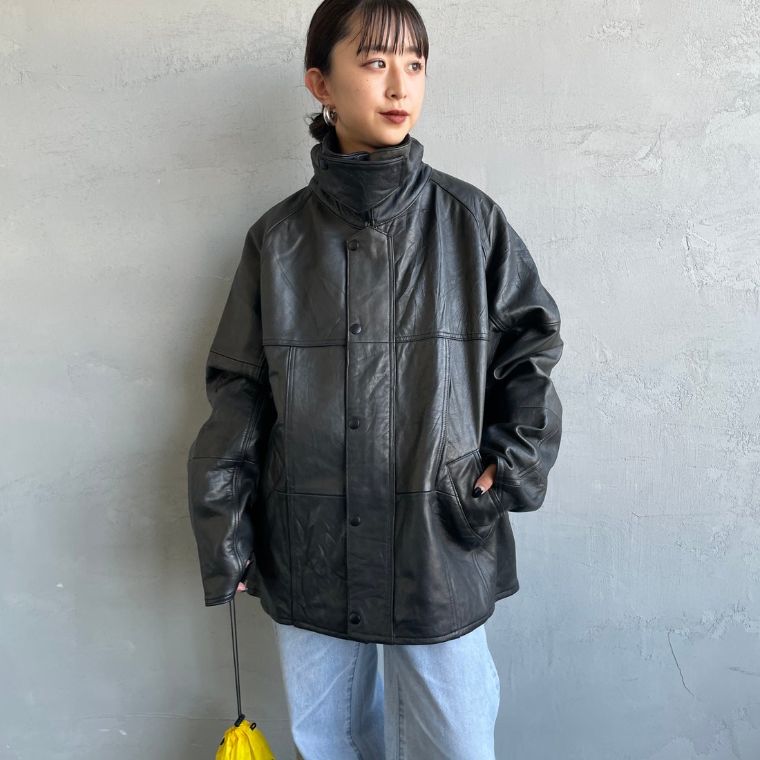 yoused [ユーズド] 別注 ドライバーズジャケット [JFY-244-092-JF] BLACK &&モデル身長：150cm 着用サイズ：0&&