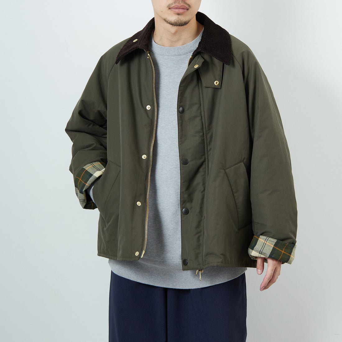 OLIVE&&モデル身長：168cm 着用サイズ：40&&