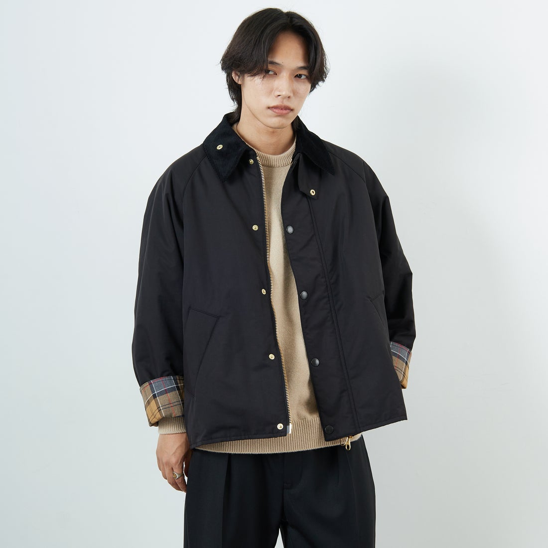 Barbour [バブアー] 別注 中綿入り TRANSPORT トランスポートジャケット [MCAS205-JF] BLACK &&モデル身長：179cm 着用サイズ：42&&