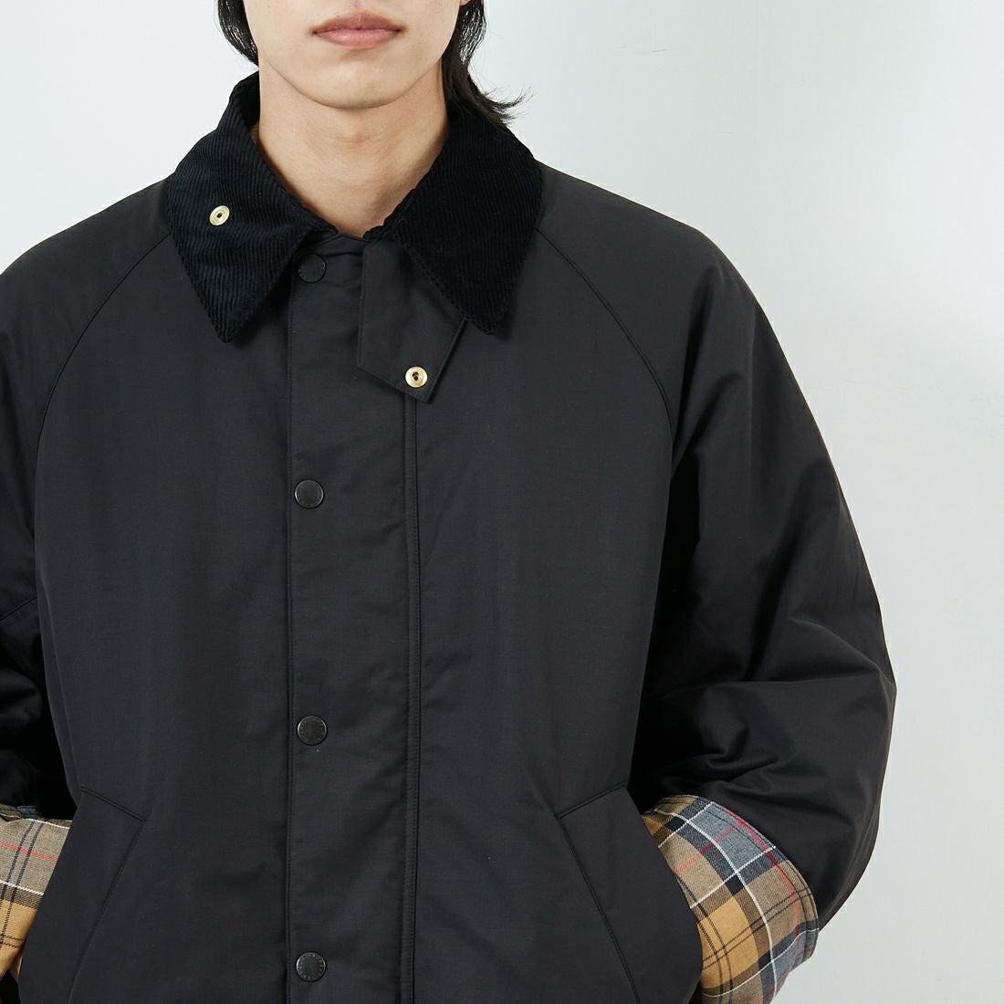 Barbour [バブアー] 別注 中綿入り TRANSPORT トランスポートジャケット [MCAS205-JF] BLACK &&モデル身長：179cm 着用サイズ：42&&