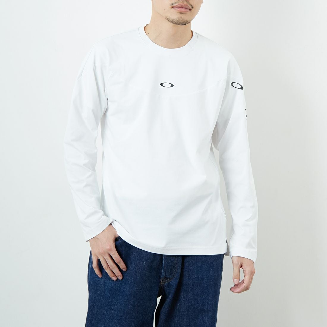 100 WHITE&&モデル身長：168cm 着用サイズ：S&&