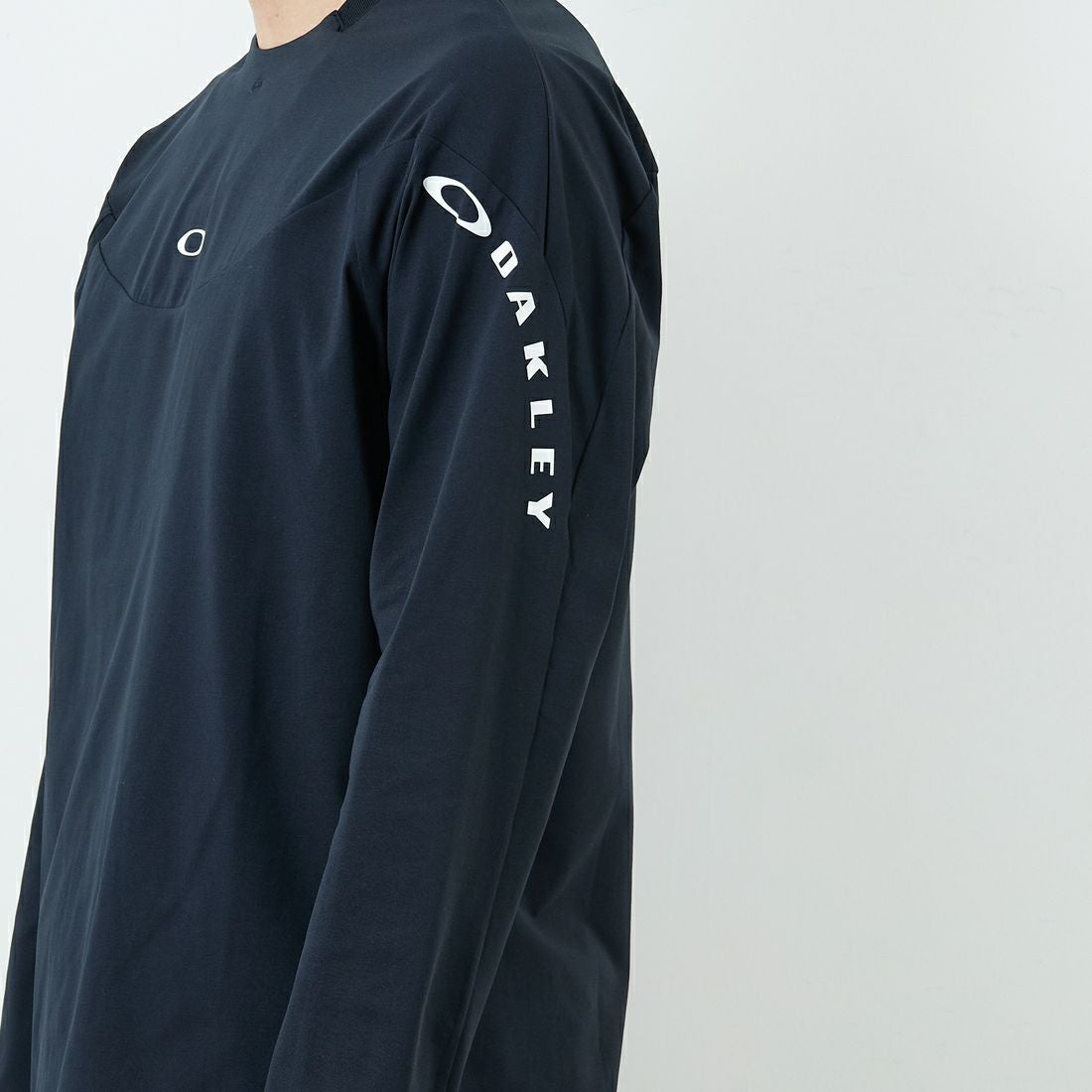 OAKLEY [オークリー] SYNC PACK ロングスリーブ Tシャツ [FOA408124] 02E BLACKO &&モデル身長：179cm 着用サイズ：M&&