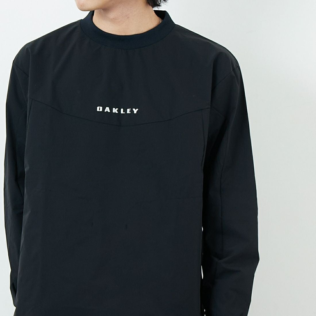 OAKLEY [オークリー] プルオーバーウインドジャケット [FOA408139] 02E BLACKO &&モデル身長：179cm 着用サイズ：S&&