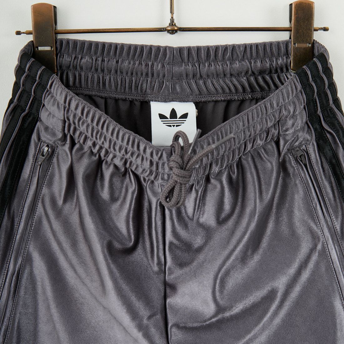 adidas Originals [アディダス オリジナルス] ファイヤーバード メタリックトラックパンツ [R1097] JW5959
