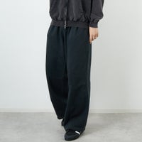 BLACK&&モデル身長：179cm 着用サイズ：L&&