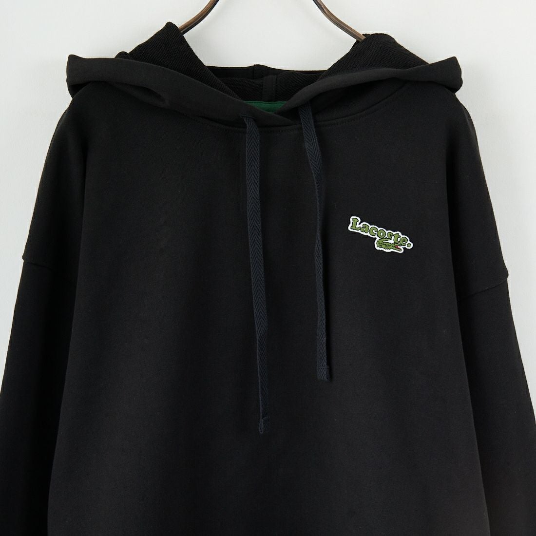 LACOSTE [ラコステ] ロゴパッチスウェットフーディ [SF7607] 031 BLACK