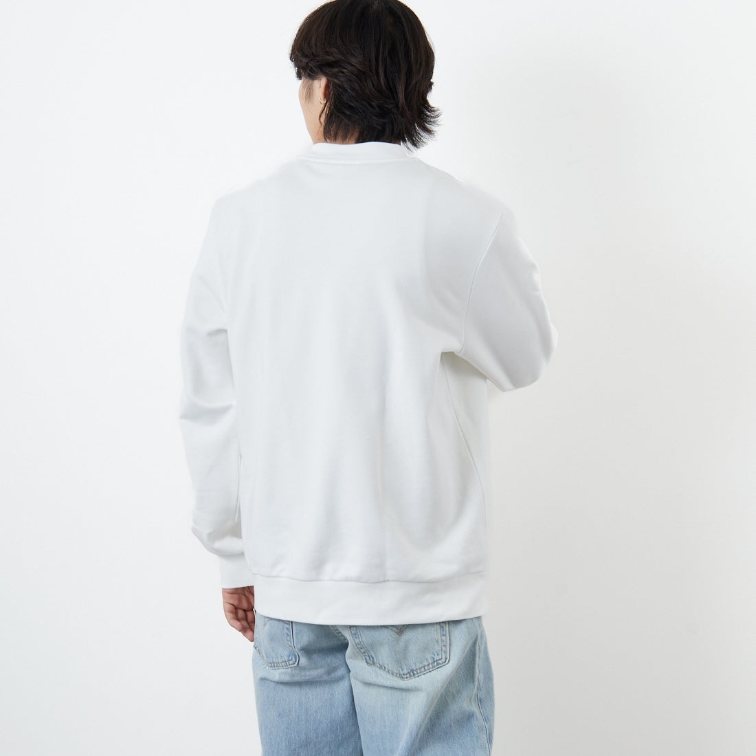 LACOSTE [ラコステ] エッセンシャルクルーネックスウェット [SH9801] 001 WHITE &&モデル身長：179cm 着用サイズ：6&&