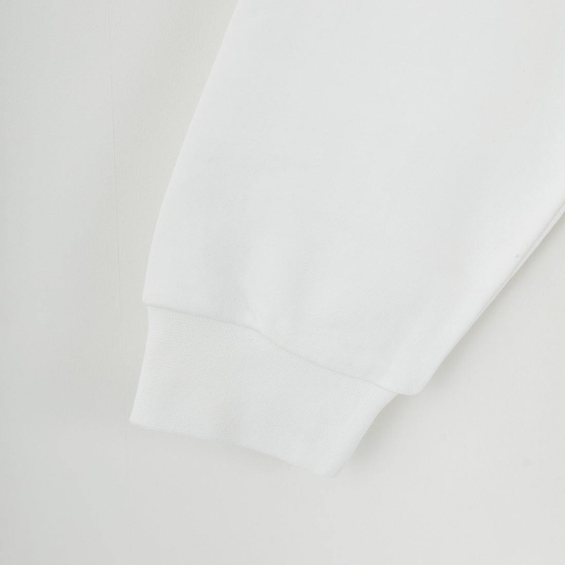 LACOSTE [ラコステ] エッセンシャルクルーネックスウェット [SH9801] 001 WHITE