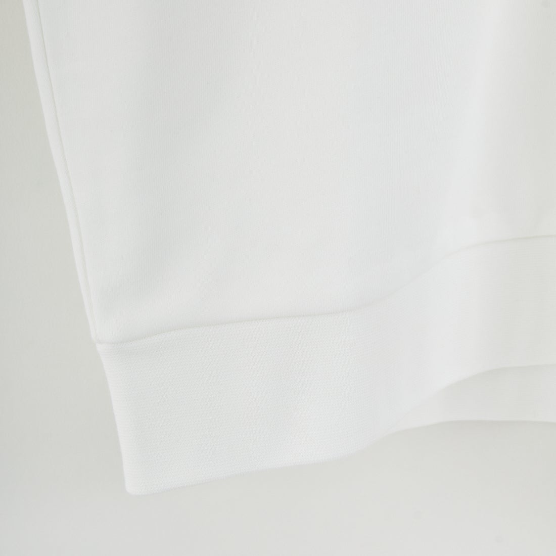 LACOSTE [ラコステ] エッセンシャルクルーネックスウェット [SH9801] 001 WHITE