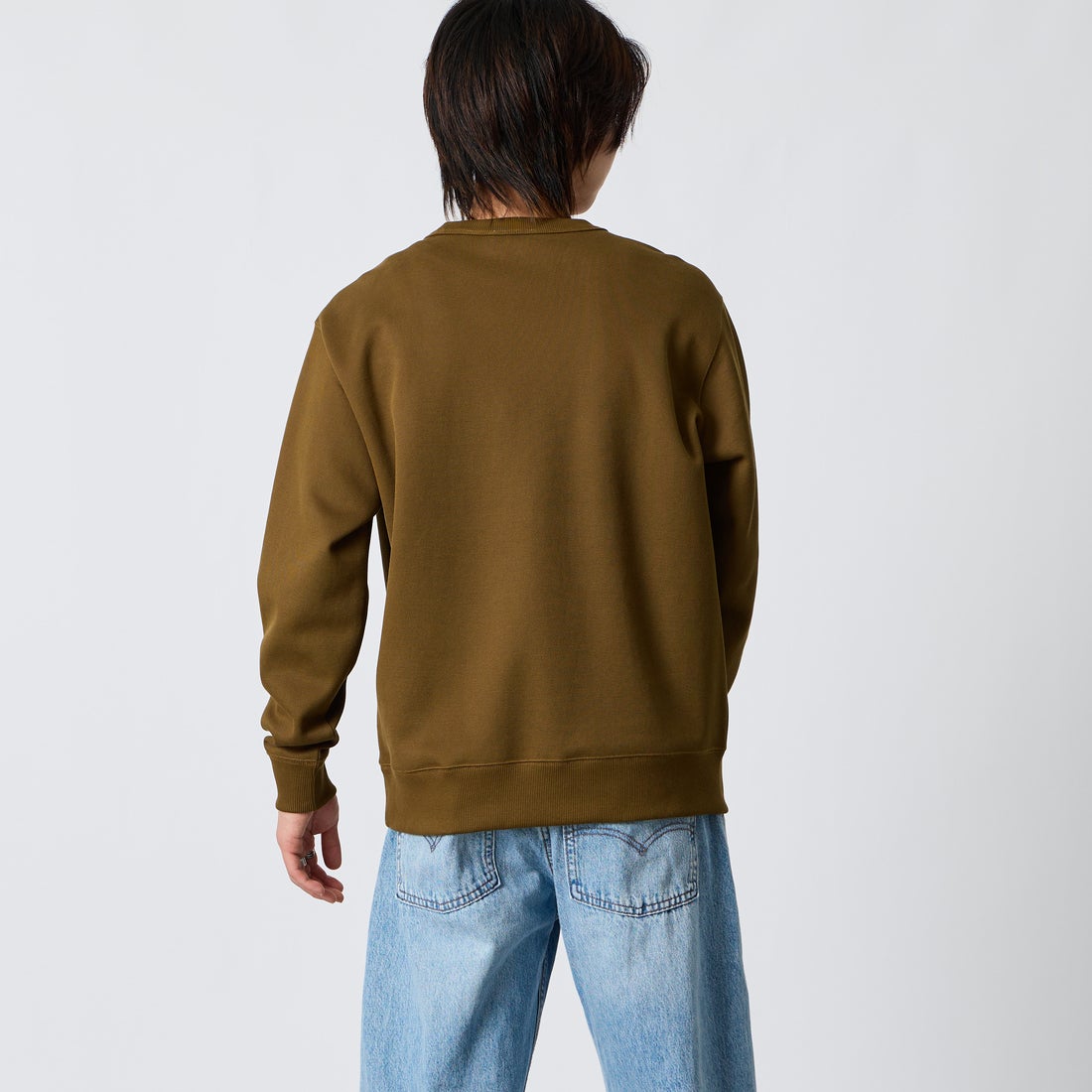 LACOSTE [ラコステ] 鹿の子ワントーンクルーネックスウェット [SH9359] DPD BROWN &&モデル身長：177cm 着用サイズ：4&&