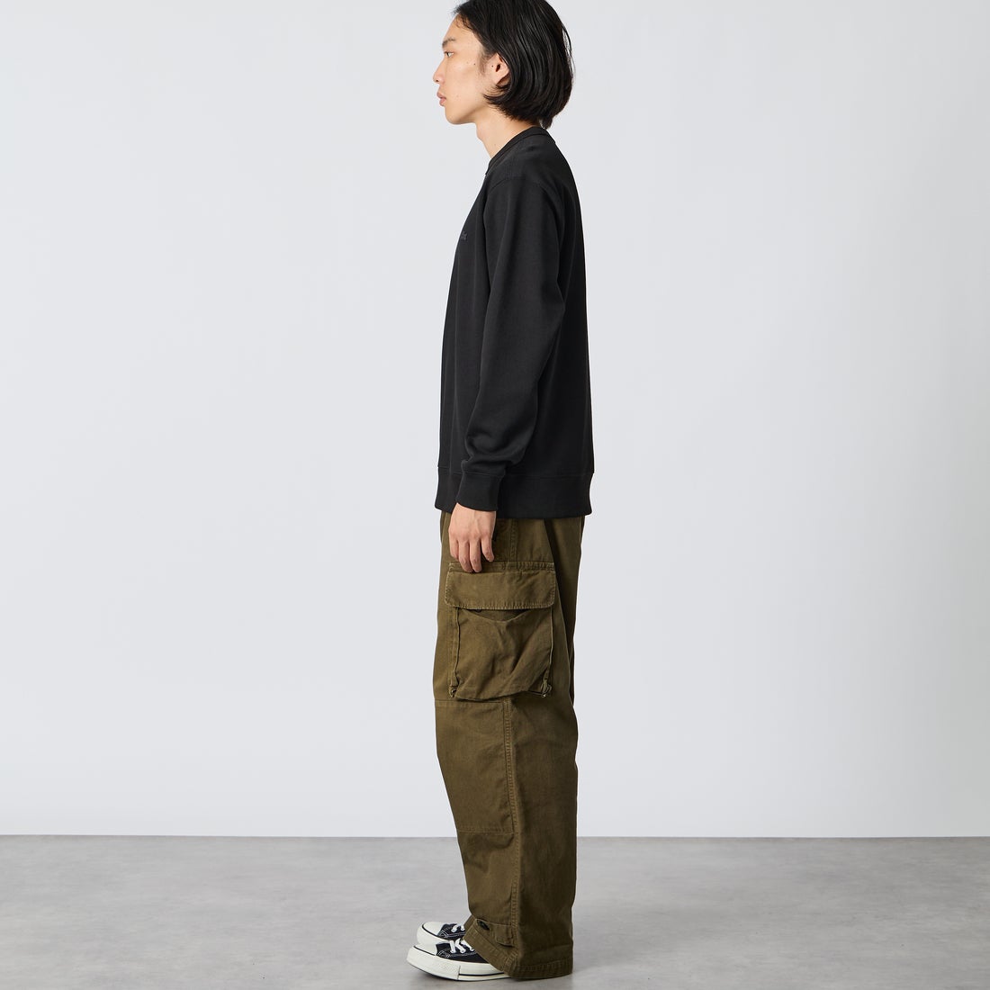 LACOSTE [ラコステ] 鹿の子ワントーンクルーネックスウェット [SH9359] 031 BLACK &&モデル身長：175cm 着用サイズ：4&&