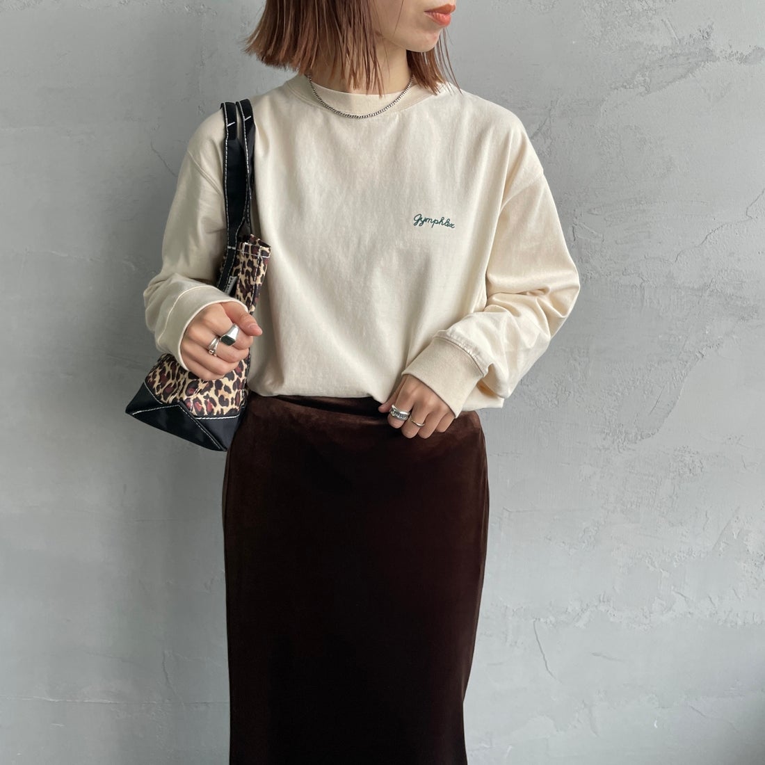 Gymphlex [ジムフレックス] クルーネックプルオーバー [GY-C0486HKT] ECRU &&モデル身長：158cm 着用サイズ：14&&